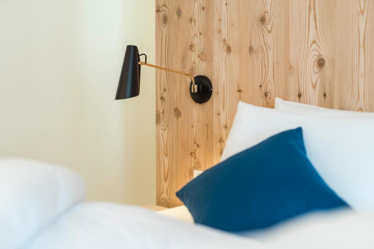 Zum Hirschen Boutique Hotel Val Di Non Unsere Liebe Frau im Walde Екстериор снимка