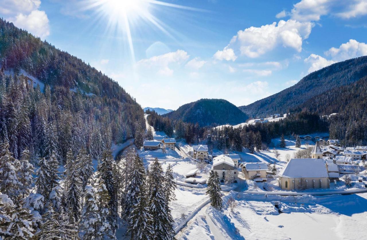 Zum Hirschen Boutique Hotel Val Di Non Unsere Liebe Frau im Walde Екстериор снимка