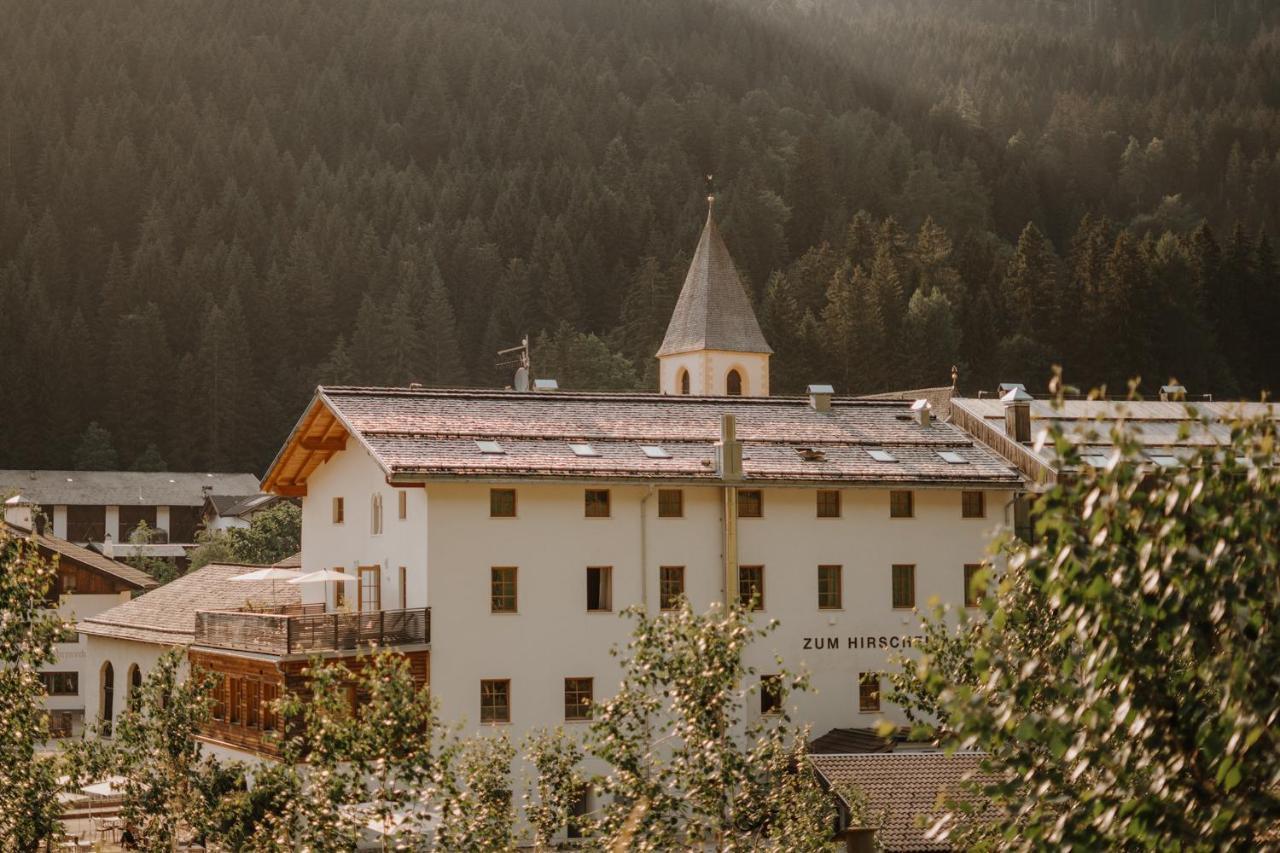 Zum Hirschen Boutique Hotel Val Di Non Unsere Liebe Frau im Walde Екстериор снимка