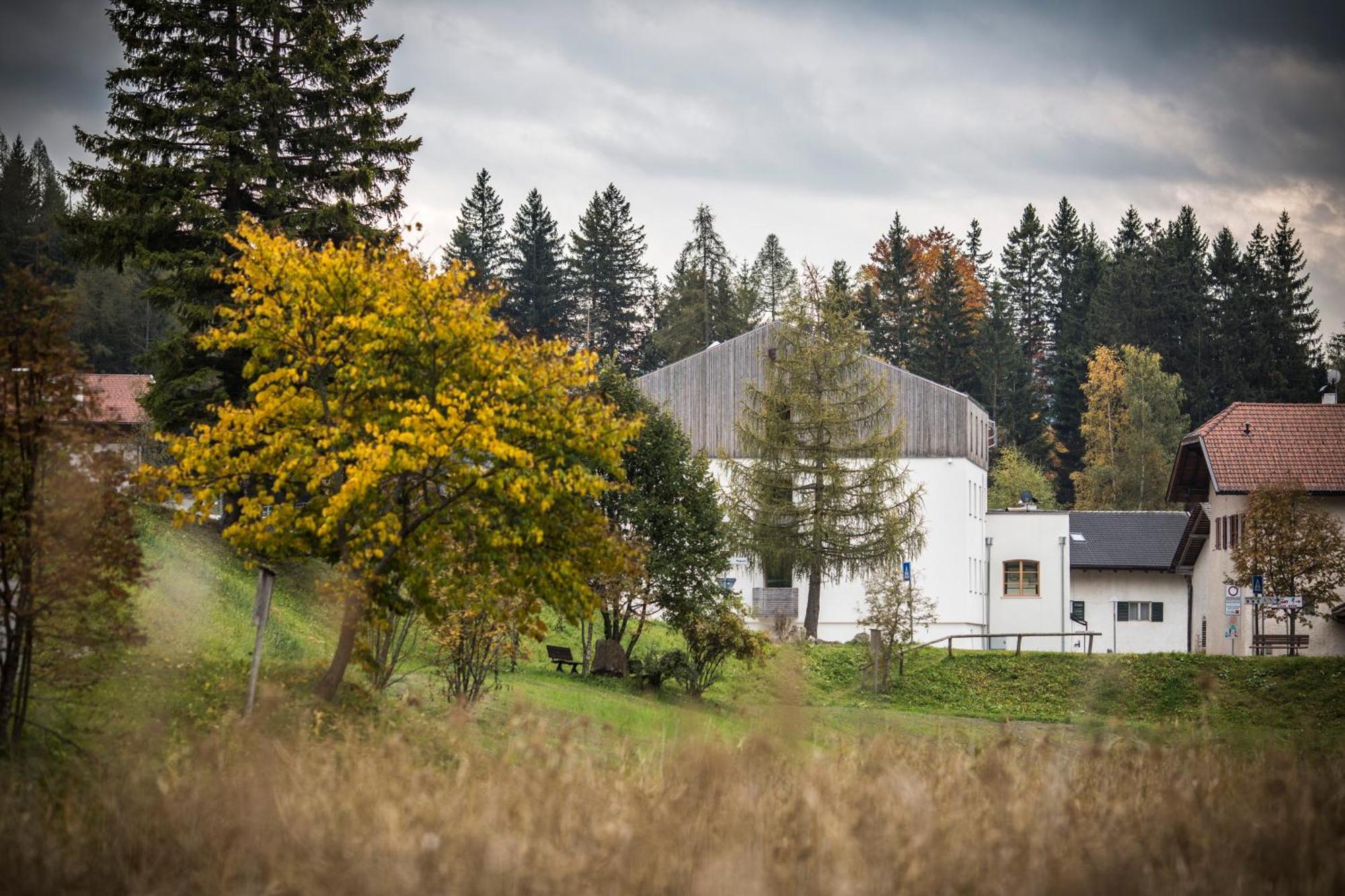 Zum Hirschen Boutique Hotel Val Di Non Unsere Liebe Frau im Walde Екстериор снимка